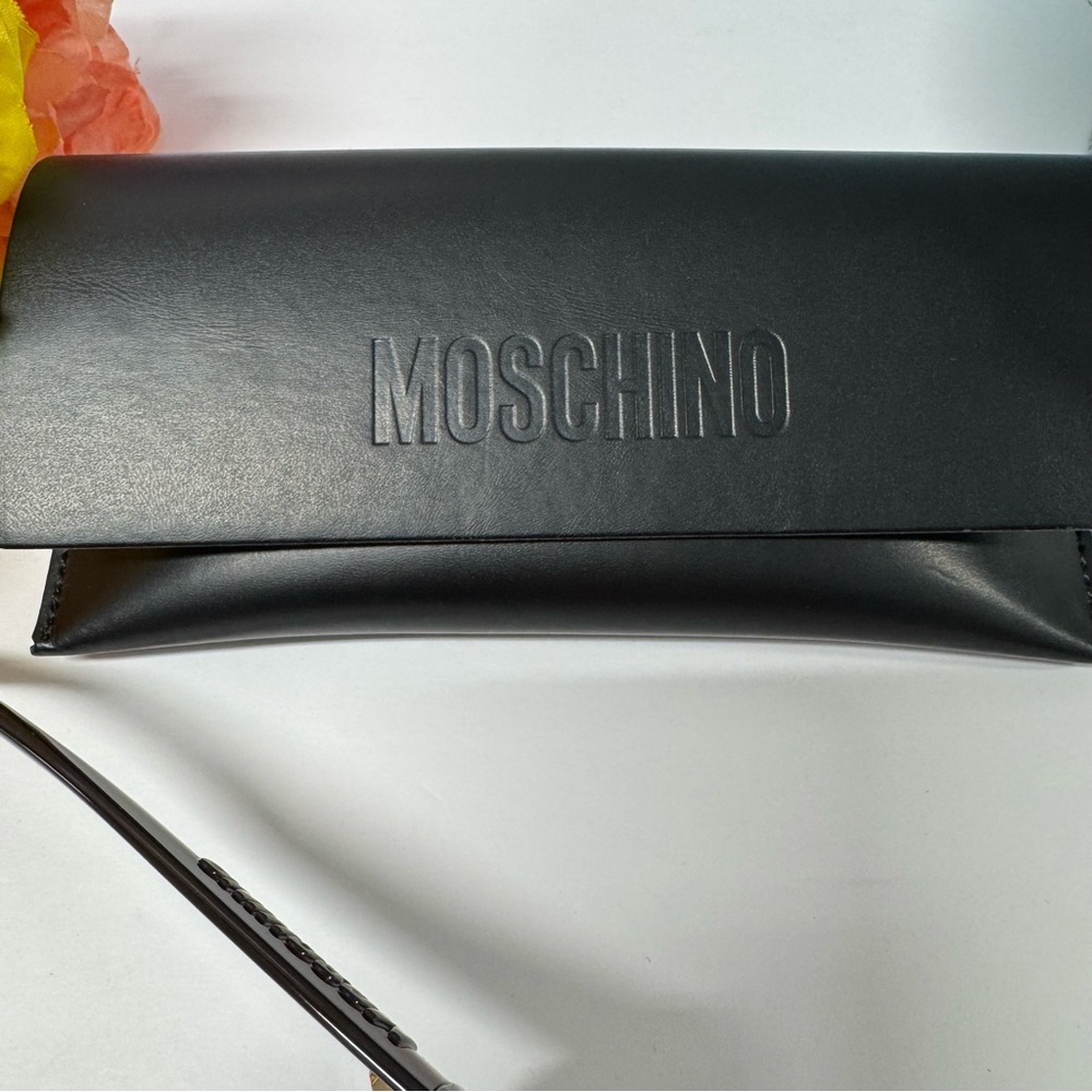 ❤️‍🔥SUPER SALE $400 NEW MOSCHINO OVERSIZED SUNGLASSES - Picture 10 of 10